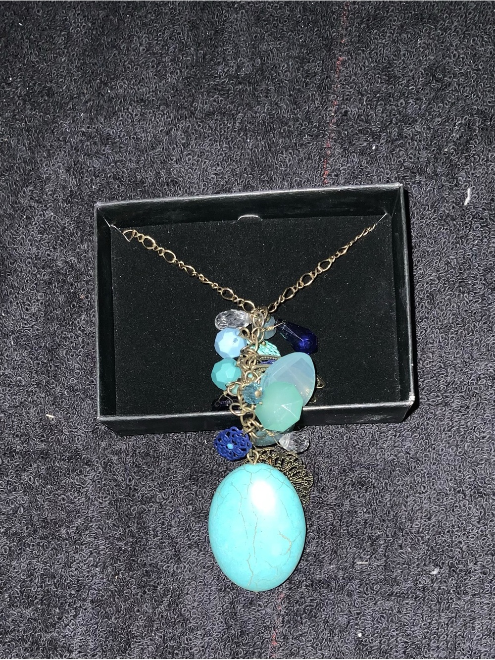 Avon Turquoise & Navy Cluster Pendant Necklace